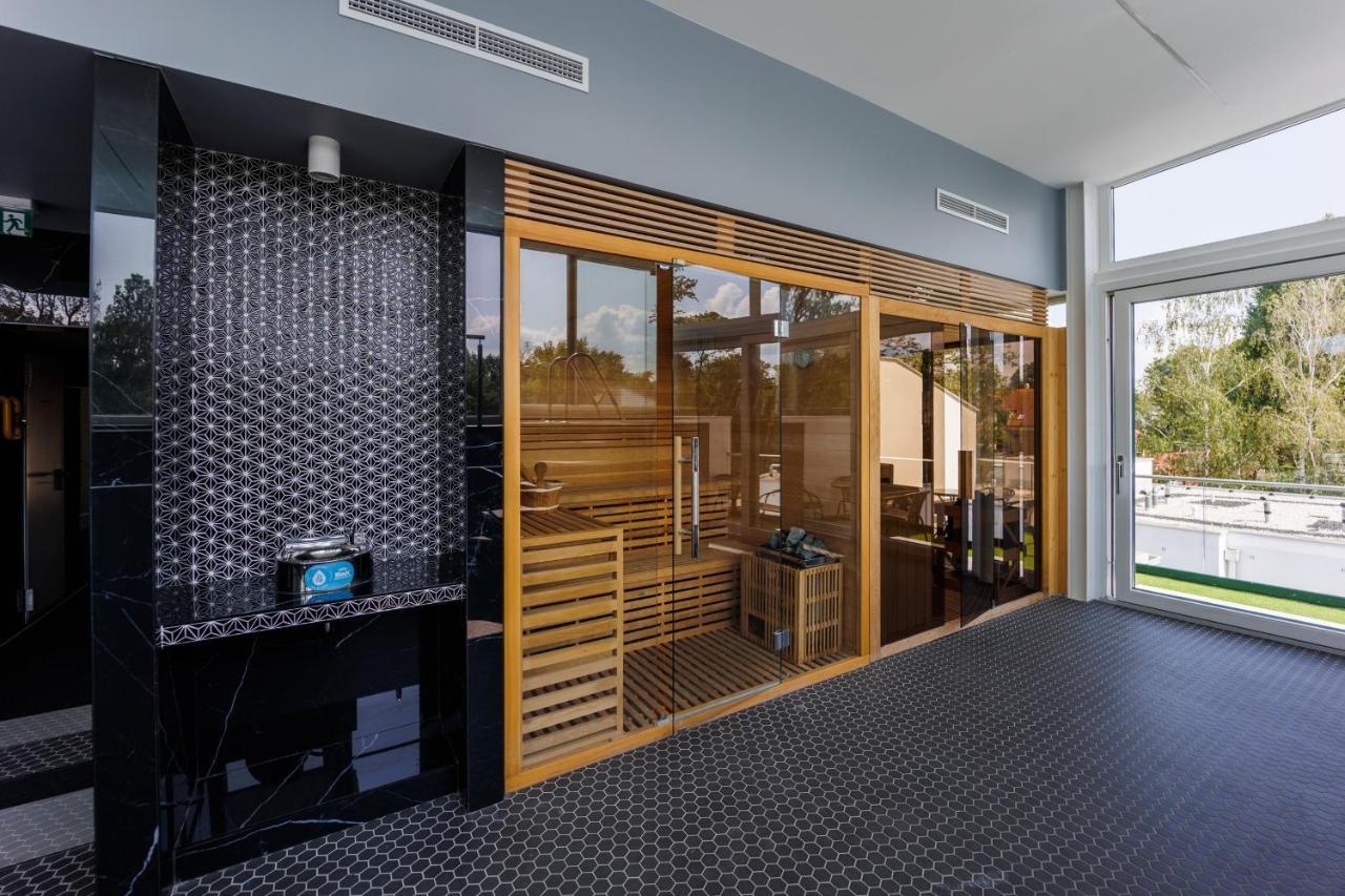 Bauhaus Wellness 202 * Siofok