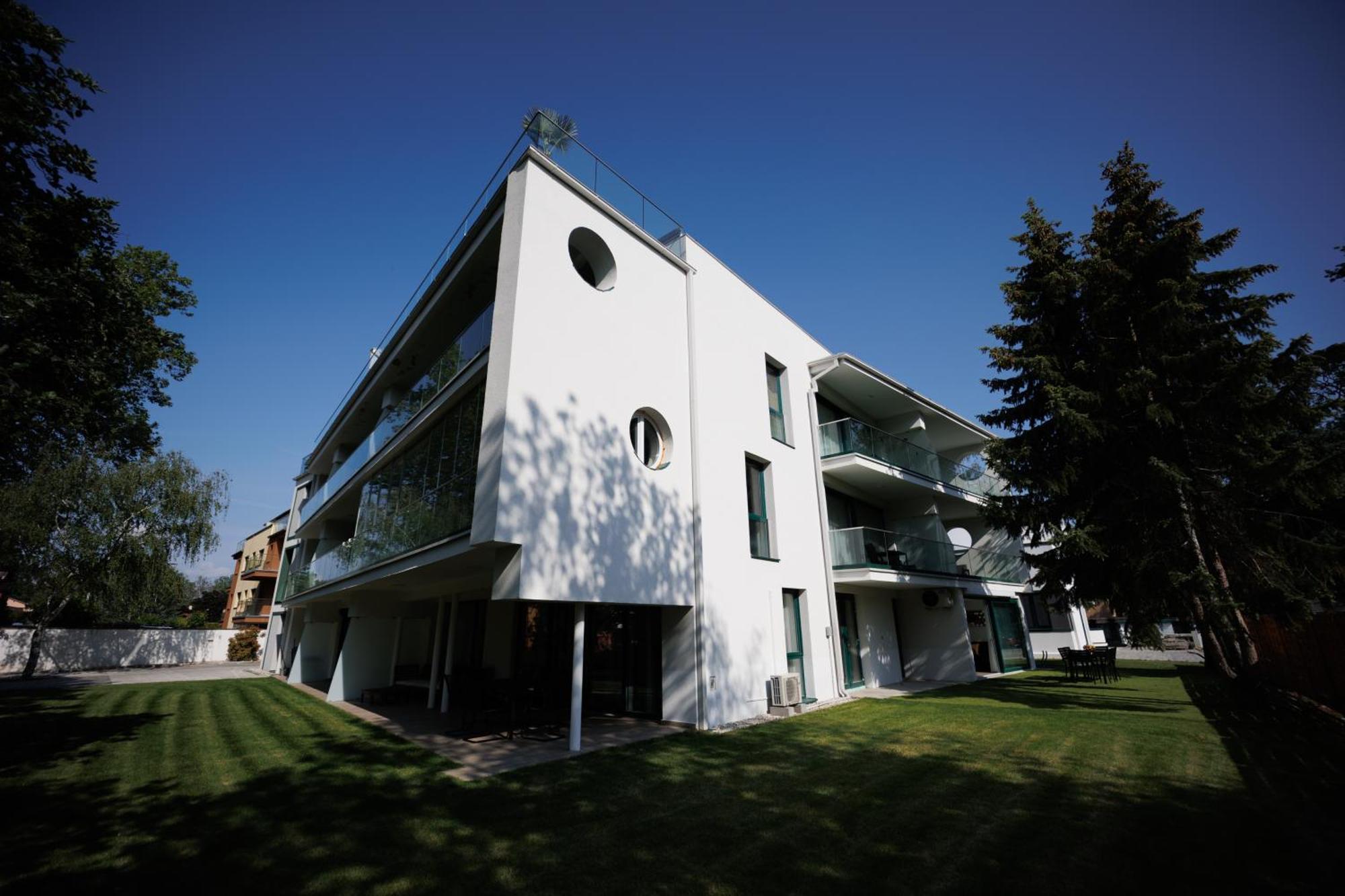 Apartment Bauhaus Wellness 202 *